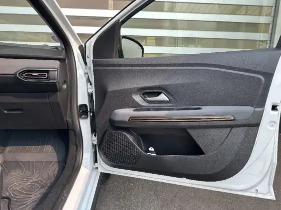 DACIA SANDERO III - voiture d'occasion - Photo 20
