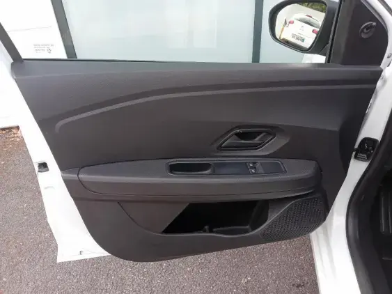 DACIA SANDERO III - voiture d'occasion - Photo 18