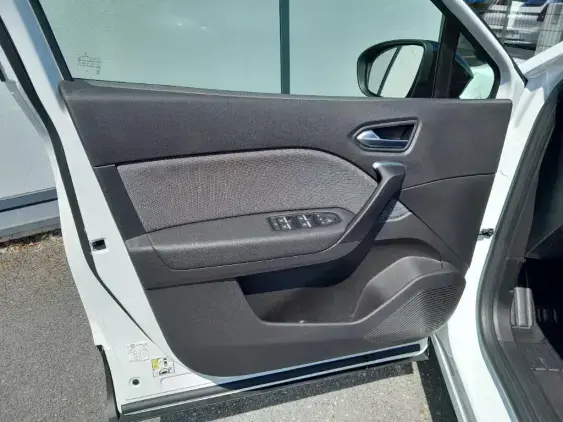 RENAULT CAPTUR II - voiture d'occasion - Photo 17