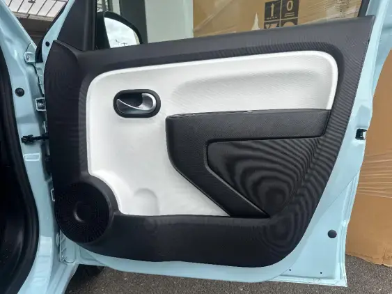 RENAULT TWINGO III - voiture d'occasion - Photo 17