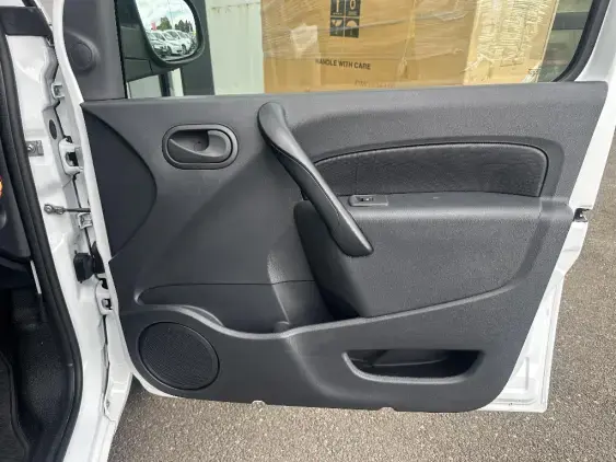 RENAULT KANGOO EXPRESS II - voiture d'occasion - Photo 19