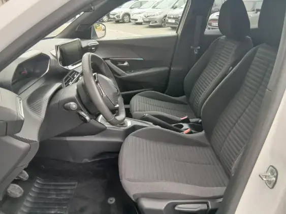 PEUGEOT 2008 II - voiture d'occasion - Photo 17