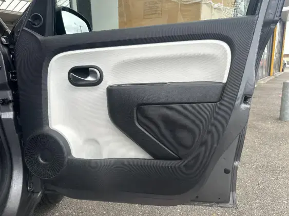 RENAULT TWINGO III - voiture d'occasion - Photo 16