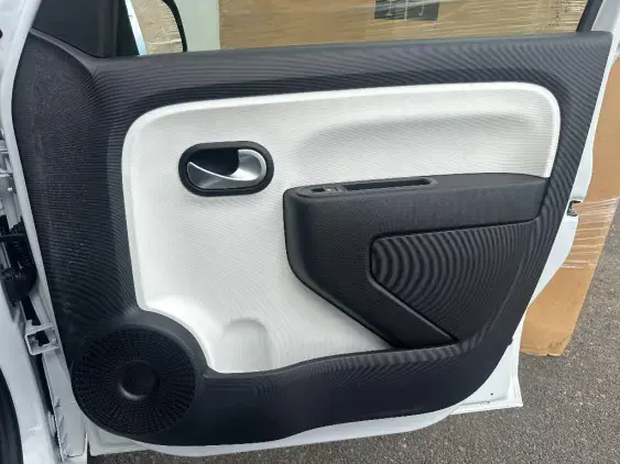 RENAULT TWINGO III - voiture d'occasion - Photo 17