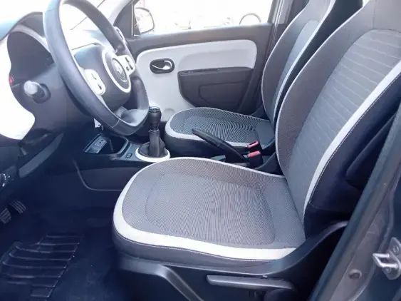 RENAULT TWINGO III - voiture d'occasion - Photo 18