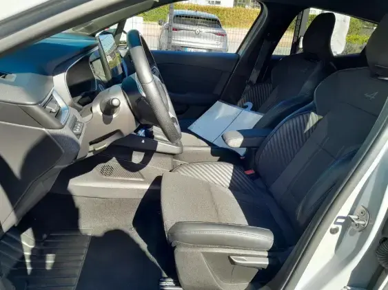 RENAULT CLIO V - voiture d'occasion - Photo 16