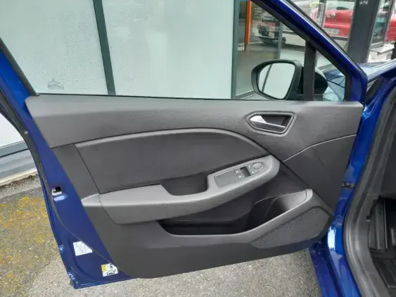 RENAULT CLIO V - voiture d'occasion - Photo 17