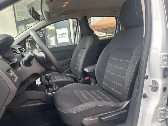 DACIA DUSTER II - voiture d'occasion - Photo 14