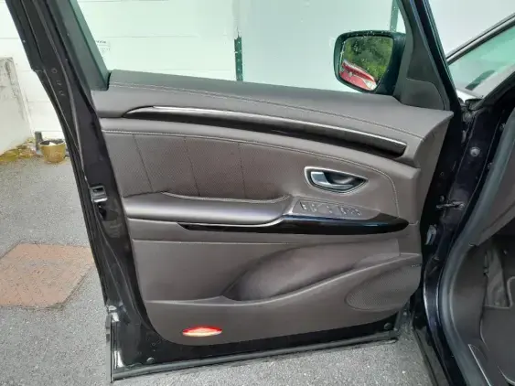 RENAULT ESPACE V - voiture d'occasion - Photo 17