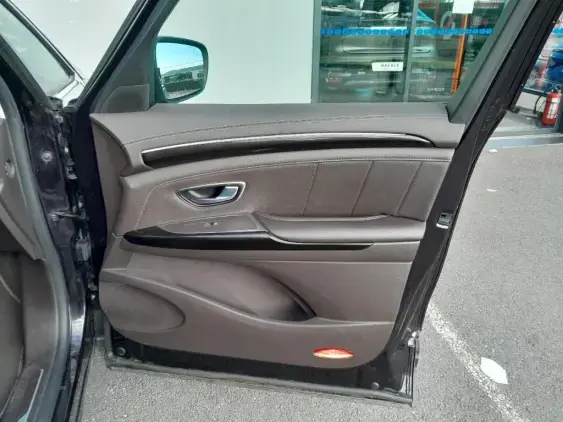 RENAULT ESPACE V - voiture d'occasion - Photo 18