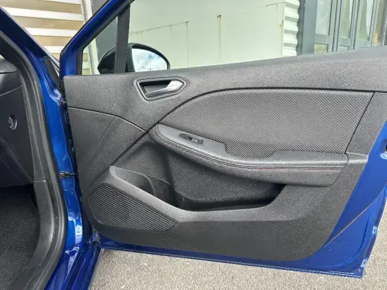 RENAULT CLIO V - voiture d'occasion - Photo 18