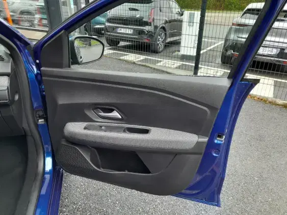 DACIA SANDERO III - voiture d'occasion - Photo 18