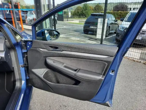 VOLKSWAGEN GOLF VIII - voiture d'occasion - Photo 18