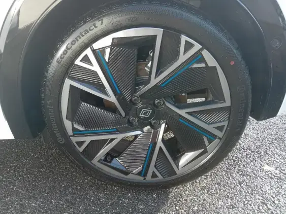 RENAULT CLIO VI - voiture d'occasion - Photo 23