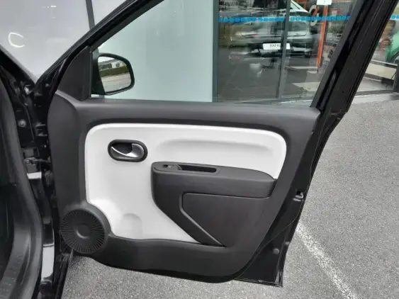 RENAULT TWINGO ELECTRIQUE III - voiture d'occasion - Photo 18