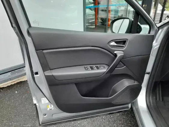 RENAULT CAPTUR II - voiture d'occasion - Photo 17