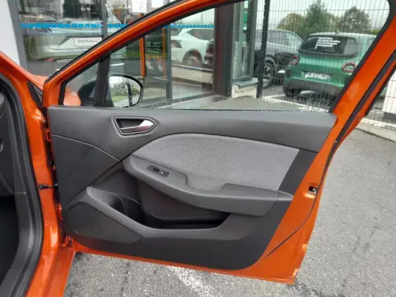 RENAULT CLIO V - voiture d'occasion - Photo 18