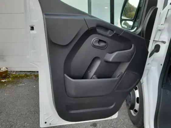 RENAULT MASTER III - voiture d'occasion - Photo 17