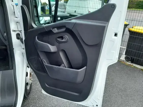 RENAULT MASTER III - voiture d'occasion - Photo 18