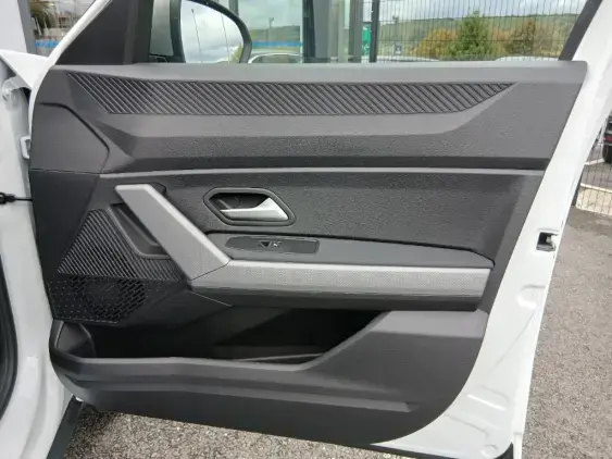 DACIA DUSTER III - voiture d'occasion - Photo 19
