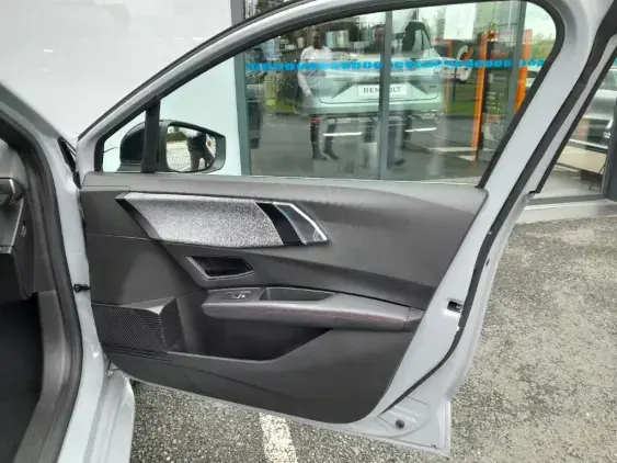 RENAULT CLIO VI - voiture d'occasion - Photo 18