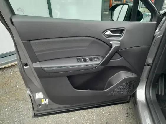 RENAULT CAPTUR II - voiture d'occasion - Photo 17