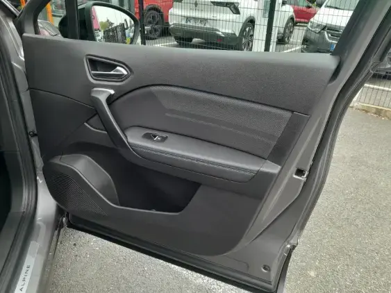 RENAULT CAPTUR II - voiture d'occasion - Photo 18