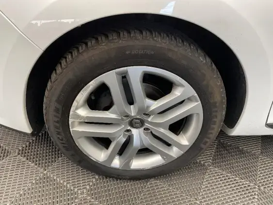 RENAULT CLIO IV - voiture d'occasion - Photo 23