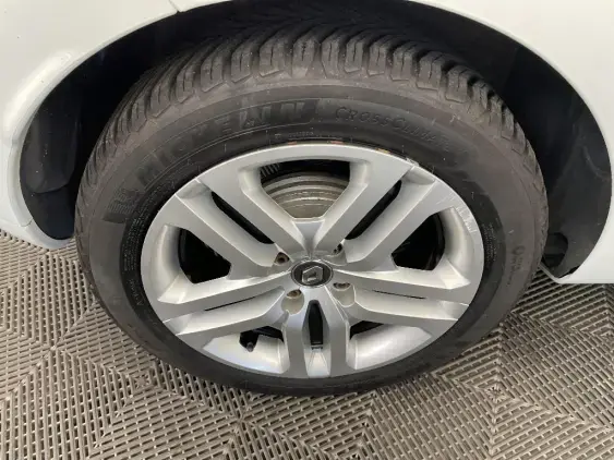 RENAULT CLIO IV - voiture d'occasion - Photo 25