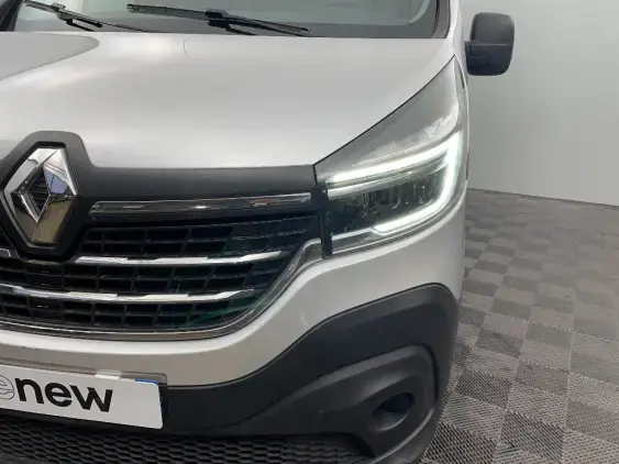 RENAULT TRAFIC FG III - voiture d'occasion - Photo 22