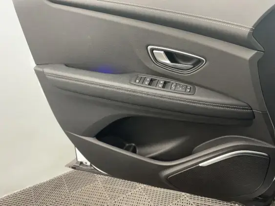 RENAULT SCENIC IV - voiture d'occasion - Photo 19