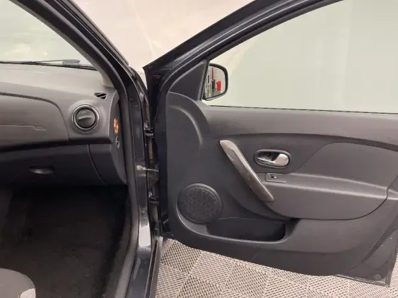 DACIA SANDERO II - voiture d'occasion - Photo 18