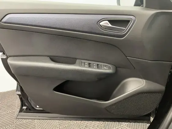 RENAULT ARKANA - voiture d'occasion - Photo 19