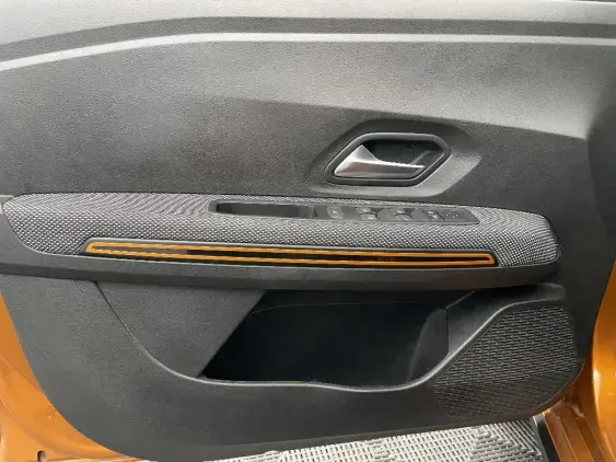 DACIA SANDERO III - voiture d'occasion - Photo 19