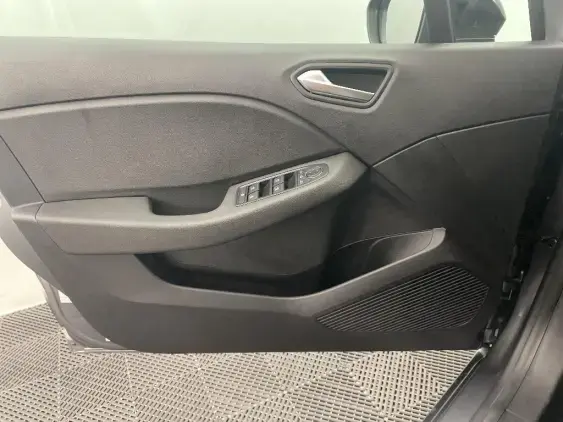 RENAULT CLIO V - voiture d'occasion - Photo 19