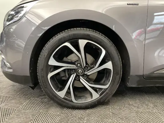 RENAULT SCENIC IV - voiture d'occasion - Photo 23