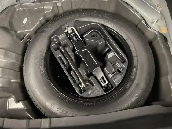 RENAULT MEGANE IV - voiture d'occasion - Photo 17