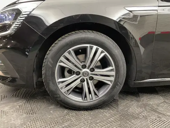 RENAULT MEGANE IV - voiture d'occasion - Photo 23