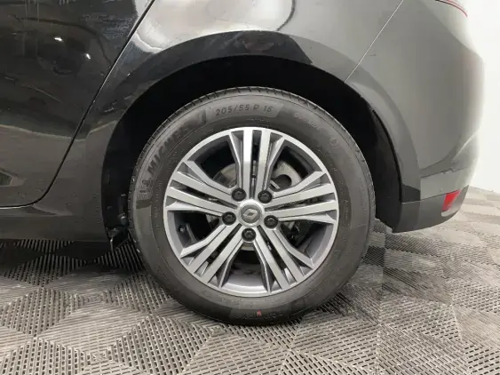 RENAULT MEGANE IV - voiture d'occasion - Photo 24