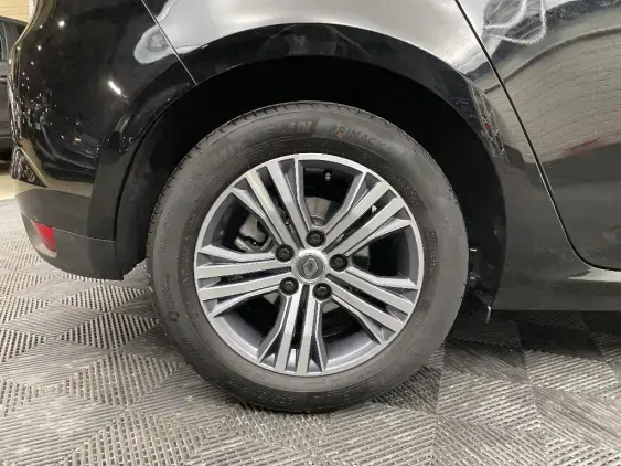 RENAULT MEGANE IV - voiture d'occasion - Photo 25