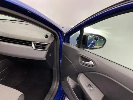 RENAULT CLIO V - voiture d'occasion - Photo 19