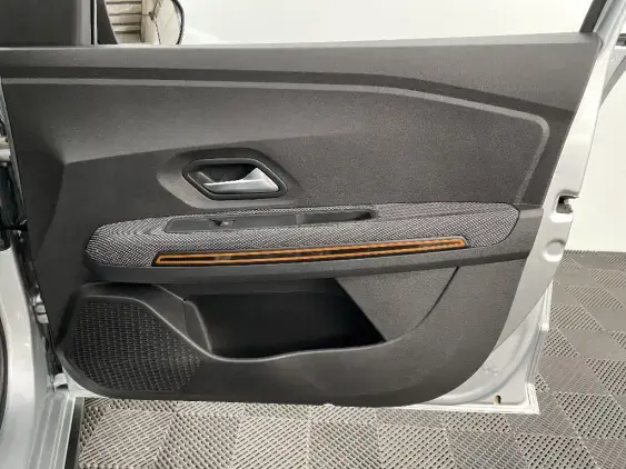 DACIA SANDERO III - voiture d'occasion - Photo 20