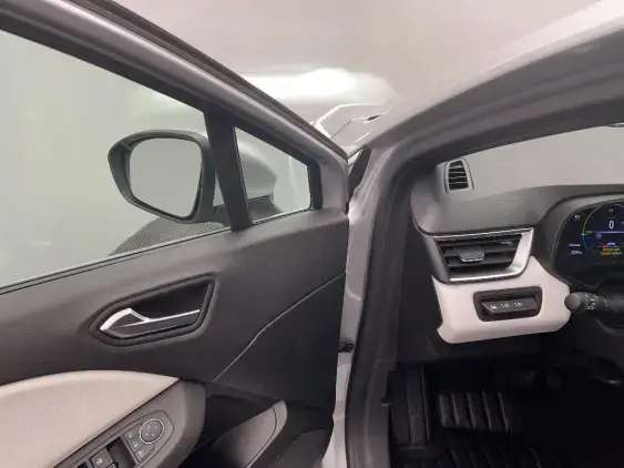 RENAULT CLIO V - voiture d'occasion - Photo 19