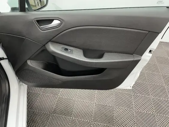 RENAULT CLIO V - voiture d'occasion - Photo 20