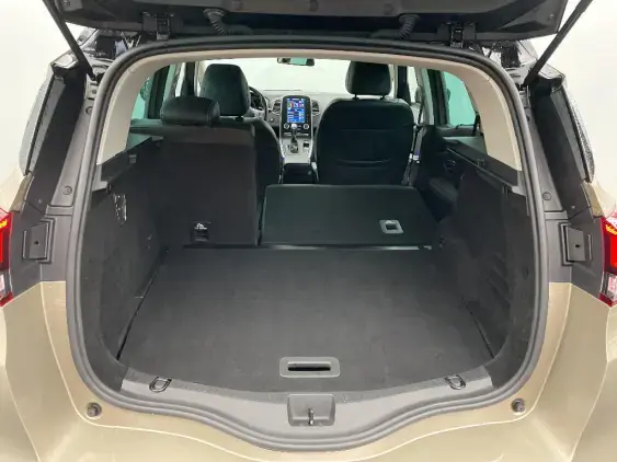 RENAULT SCENIC IV - voiture d'occasion - Photo 16