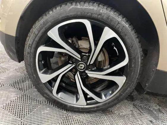 RENAULT SCENIC IV - voiture d'occasion - Photo 25