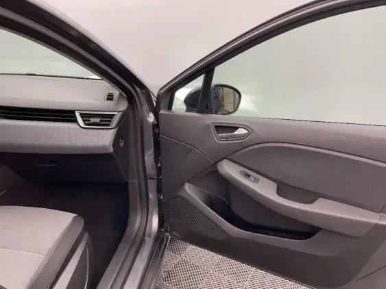 RENAULT CLIO V - voiture d'occasion - Photo 20