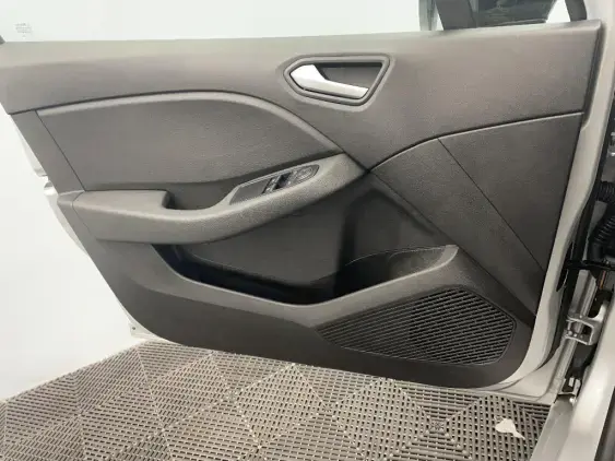 RENAULT CLIO V - voiture d'occasion - Photo 19