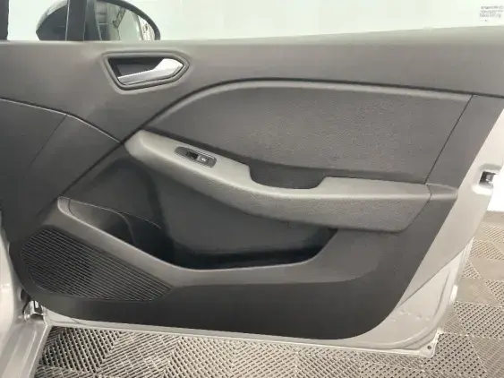 RENAULT CLIO V - voiture d'occasion - Photo 20