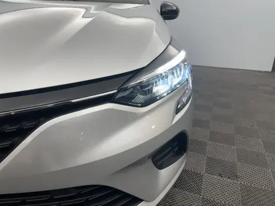 RENAULT CLIO V - voiture d'occasion - Photo 22